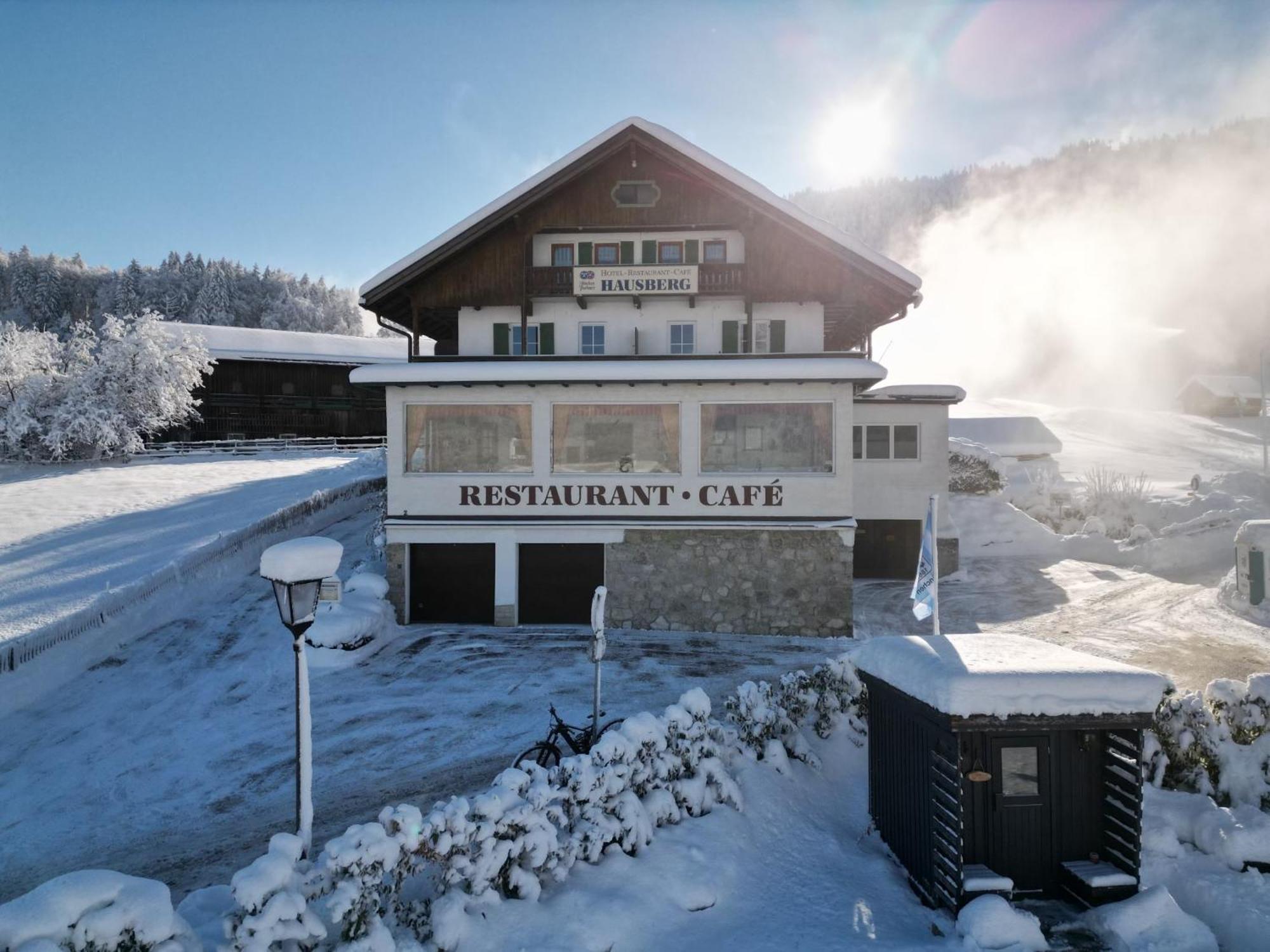 Hotel Restaurant Hausberg Γκάρμις-Παρτενκίρχεν Εξωτερικό φωτογραφία